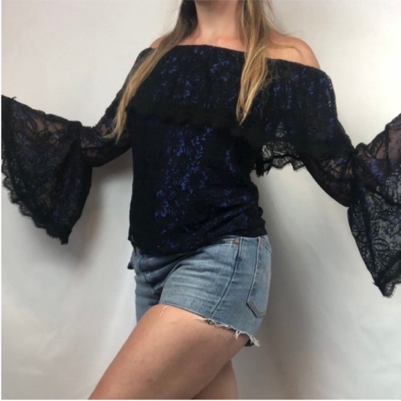 WHBM Floral Lace Off-Shoulder Bell Sleeve Blouse. 0. NWT. $110! - Picture 9 of 14